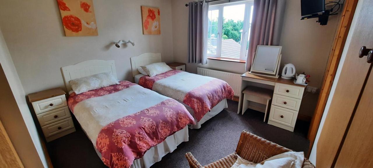 Conn Oriel B&B ทราลี ภายนอก รูปภาพ
